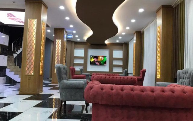 Ari̇foglu Ai̇rport Hotel