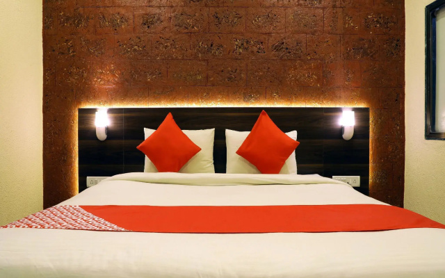 Hotel On the Rocks