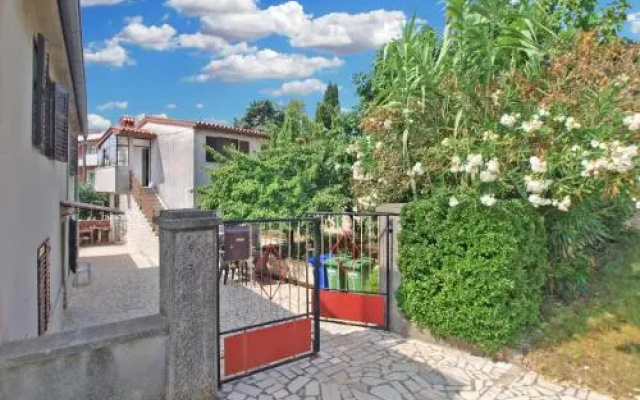Apartments Luciano 1728