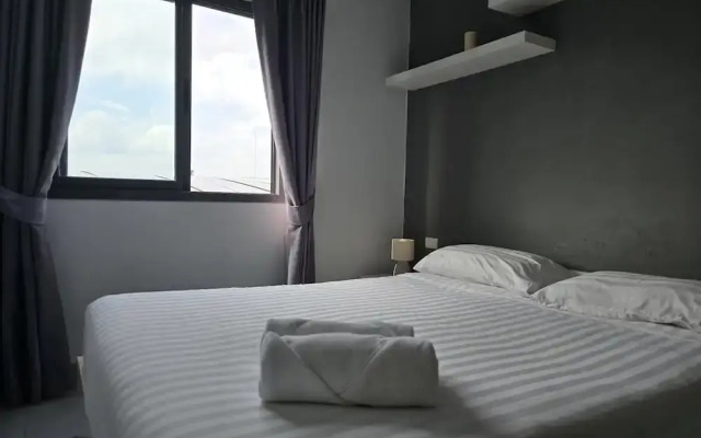 1 BR Condo in good location NV402