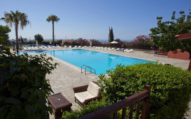 Episkopiana Hotel And Sports Resort