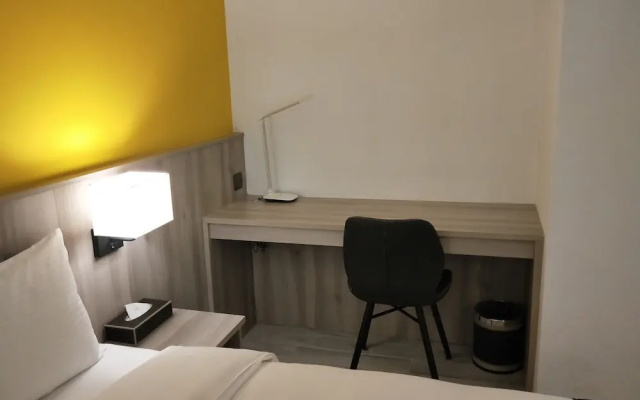 Jiashite Hotel