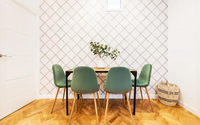2 BD apartment next to Atocha train station. Atocha