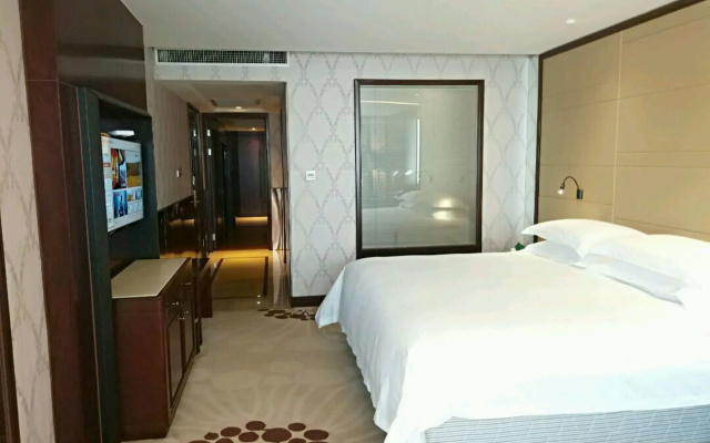 HengNa International Hotel