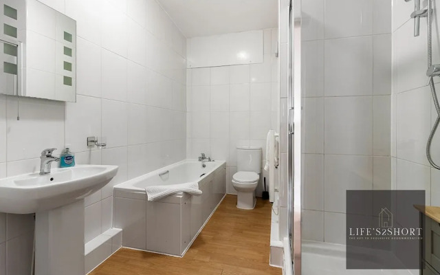 City Centre Spacious Apartment