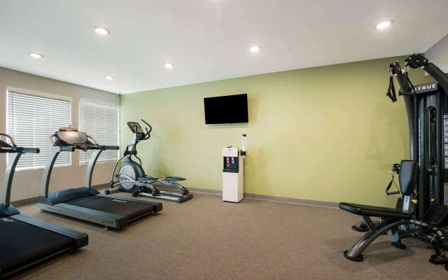 WoodSpring Suites Moreno Valley