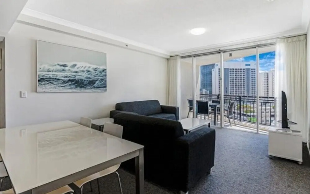 Towers of Chevron - Private Apartments