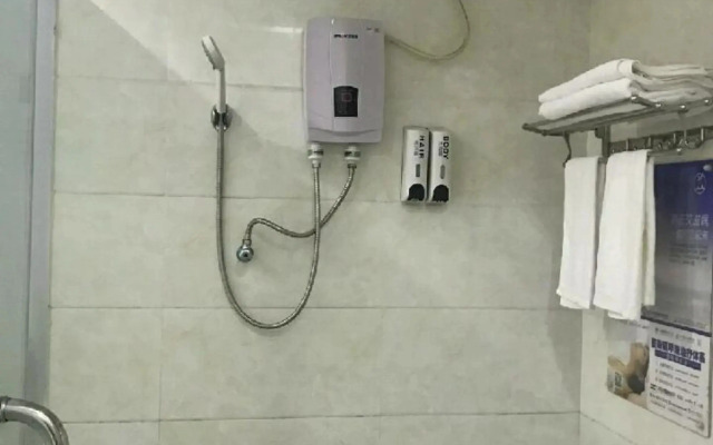 Ruichen Hostel