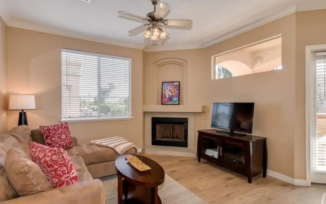 Miller Road 207a 2 Bedroom Townhouse