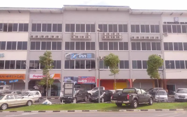 Universal Inn