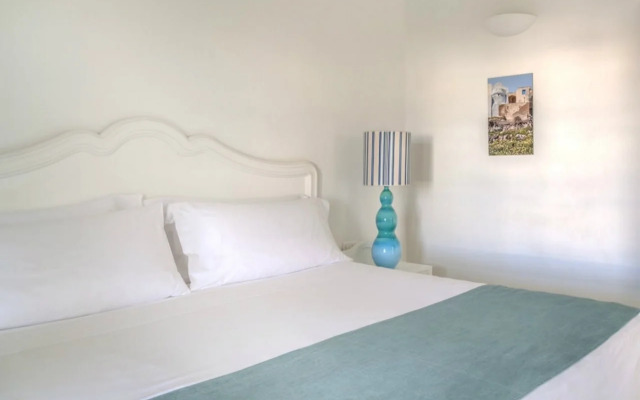 Vedema, a Luxury Collection Resort, Santorini