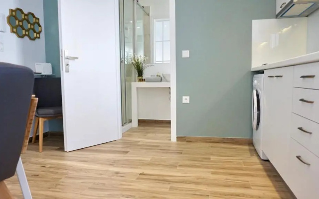 Warm & Cozy Studio in Athens