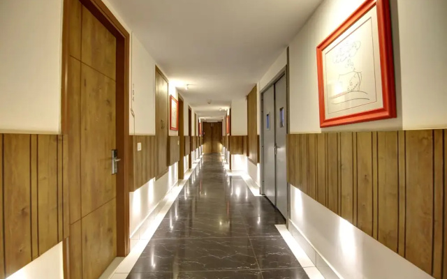 Town Pallace Inn