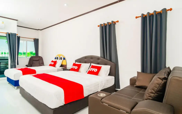 OYO 533 Runya Poolvilla