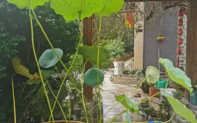 Yunyun Yashe Hotel (Bodhi Mountain Park Branch, Wutongqiao District, Leshan)
