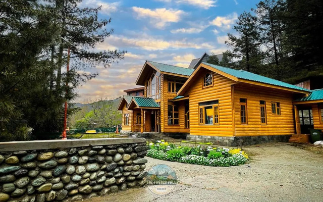 The FrozenFall Resort - Gulmarg