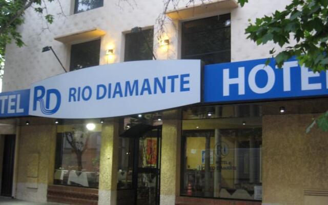 Hotel Río Diamante Сан-Рафаэль вид на фасад