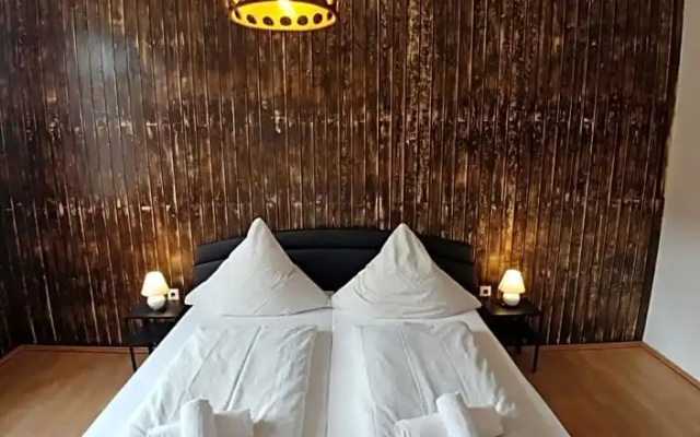 Hatzenporter Paradies (Adults Only)