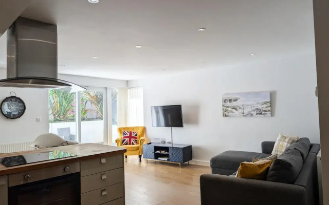 Newquay Escape/10 min to Beach/patio/parking