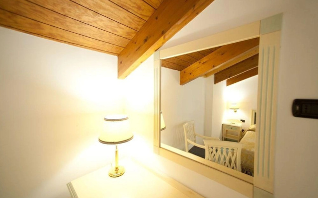 Palazzo Della Monica - One Bedroom No.7
