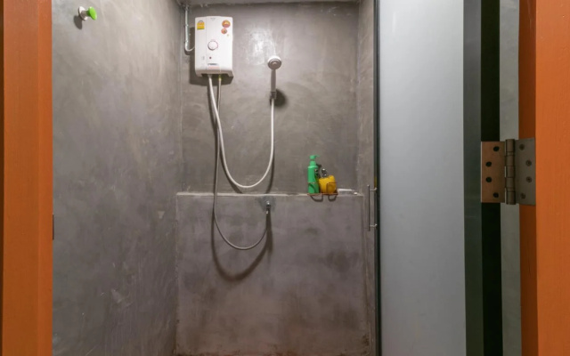 Urbanite Hostel
