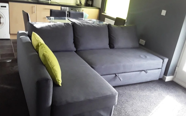 Pullman House Serviced Apartments