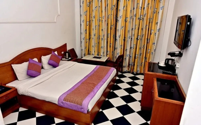 Hotel Hemkunth