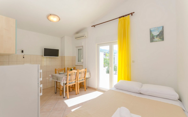 Apartments Sklopina