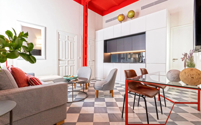 Magnificent apartment near city center. San Laureano II