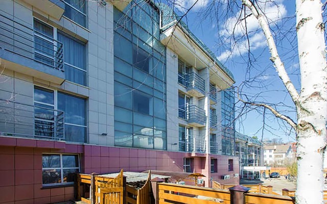 Dance Hotel вид на фасад