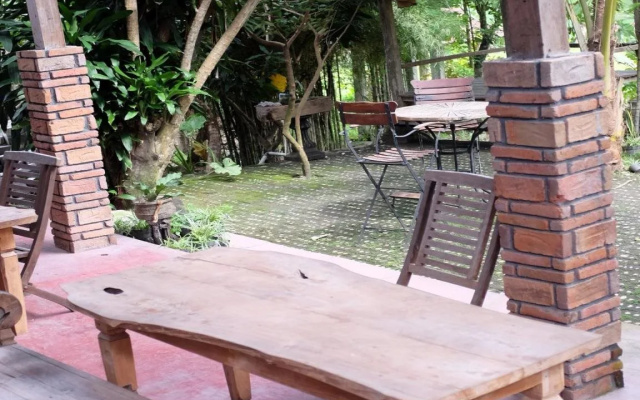 Patehan Villa Dewandaru