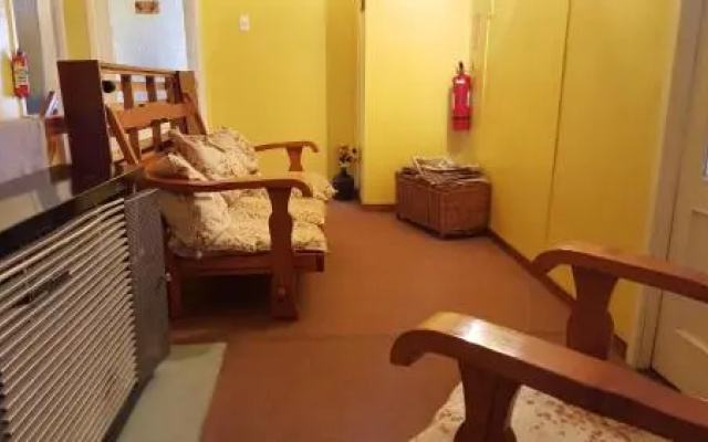 Hostal los Canelos