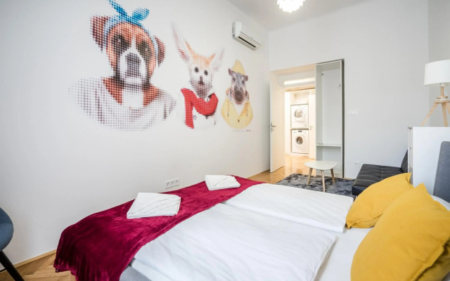 BpR Stylish VAGA BOND Apartment with AC