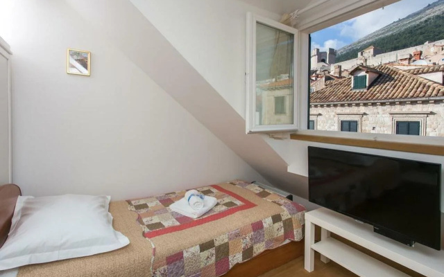 Lumin Guest house