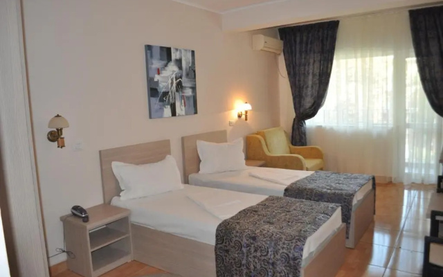 Hotel Regal