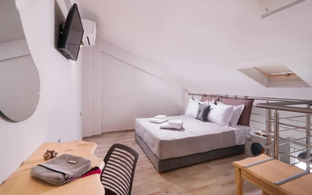 Xenia Suites