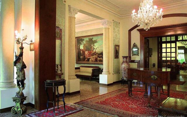 Отель Grand Hotel Trieste & Victoria Италия, Абано-Терме - 2 отзыва об отеле, цены и фото номеров - забронировать отель Grand Hotel Trieste & Victoria онлайн интерьер отеля