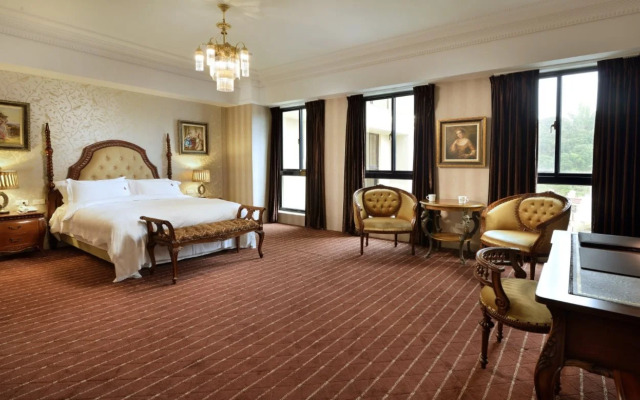 No. 6 Baowanglai Hotel