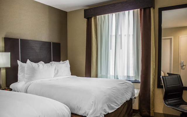 Pitkin Hotel