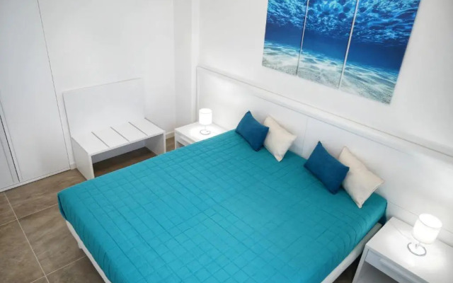 Denza Apartments