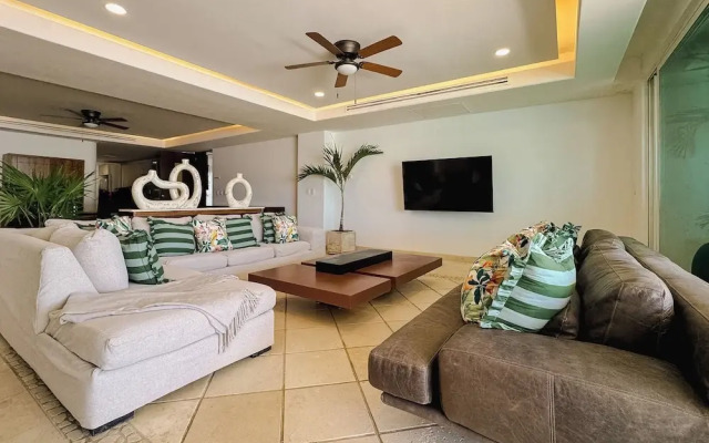 Apartamento Espacioso con Vista al Mar
