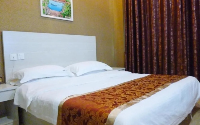 Noah's Ark Hotel