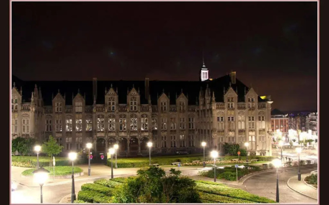 hotelImage