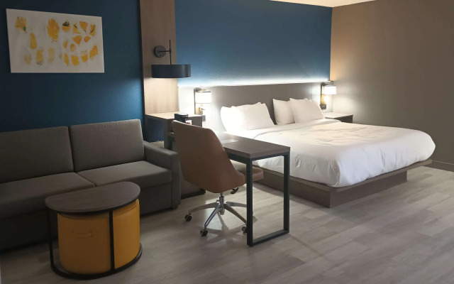Comfort Inn & Suites Johnson City - Binghamton