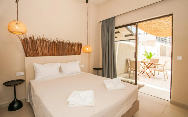 Atma Beach Rooms & Suites