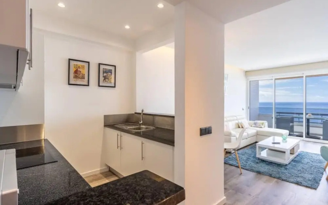 Monumental Apartment 610 Balcony Sea View