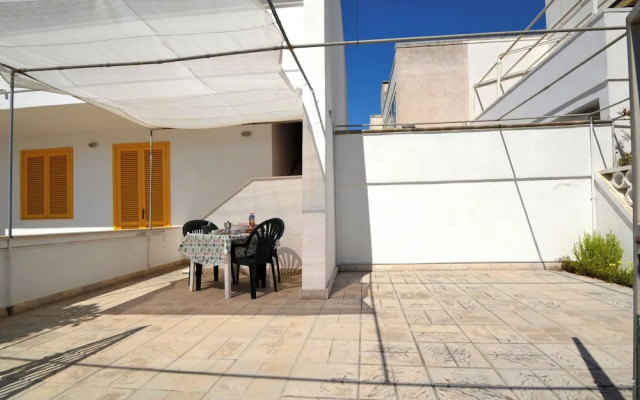 Air-conditioned Yoko Holiday Home for 5 Guests