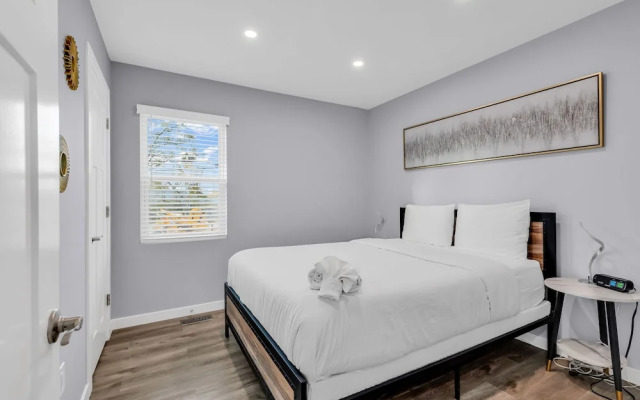 Charlotte Spacious 4BR Home