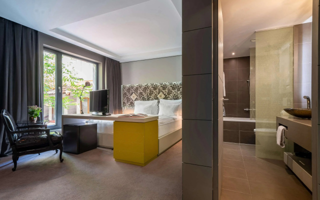 Отель INNSIDE by Melia Prague Old Town