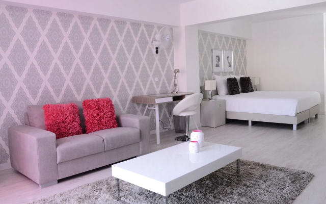 Prassa 3 Boutique Hotel